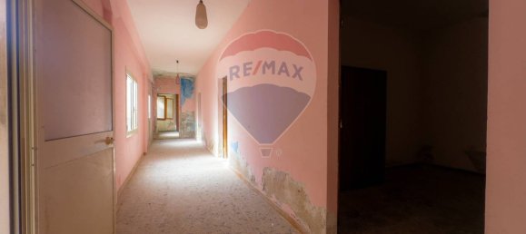 8 Schlafzimmer Haus in Capoterra, Italy, Nr. 323819 30