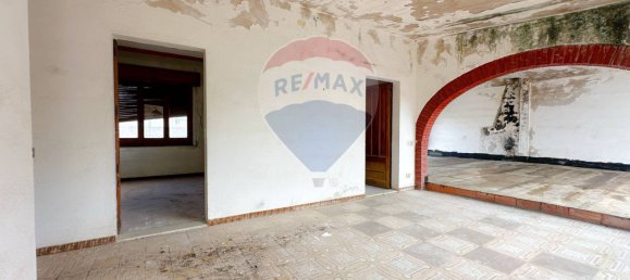 8 Schlafzimmer Haus in Capoterra, Italy, Nr. 323819 20