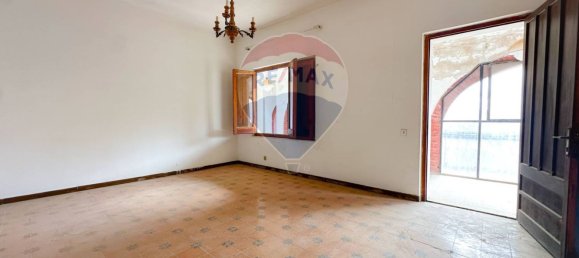 8 Schlafzimmer Haus in Capoterra, Italy, Nr. 323819 3