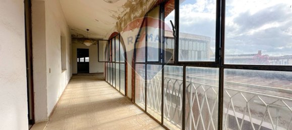 8 Schlafzimmer Haus in Capoterra, Italy, Nr. 323819 4