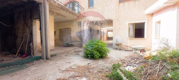 8 Schlafzimmer Haus in Capoterra, Italy, Nr. 323819 27