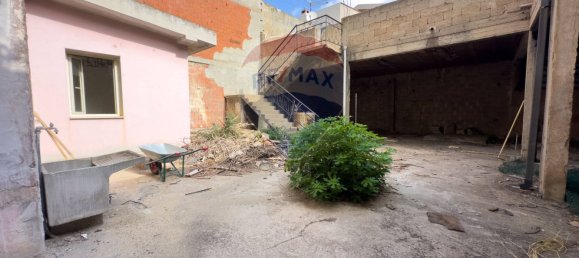 8 Schlafzimmer Haus in Capoterra, Italy, Nr. 323819 26