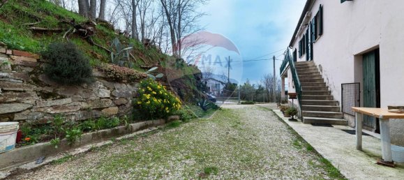 5 rooms House in Maiolati Spontini, Italy No. 11659 2