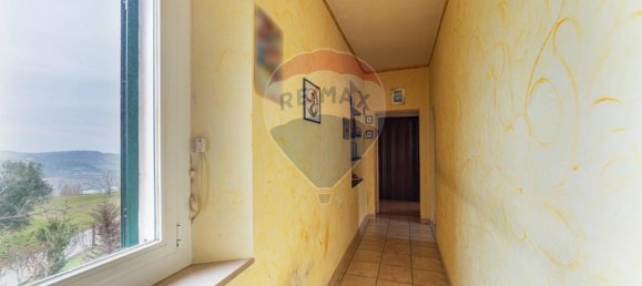 5 rooms House in Maiolati Spontini, Italy No. 11659 5