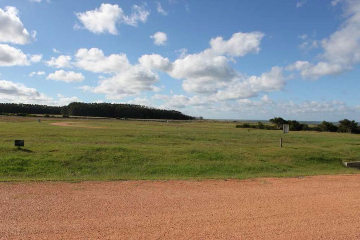  Land in Maldonado, Uruguay No. 14540
