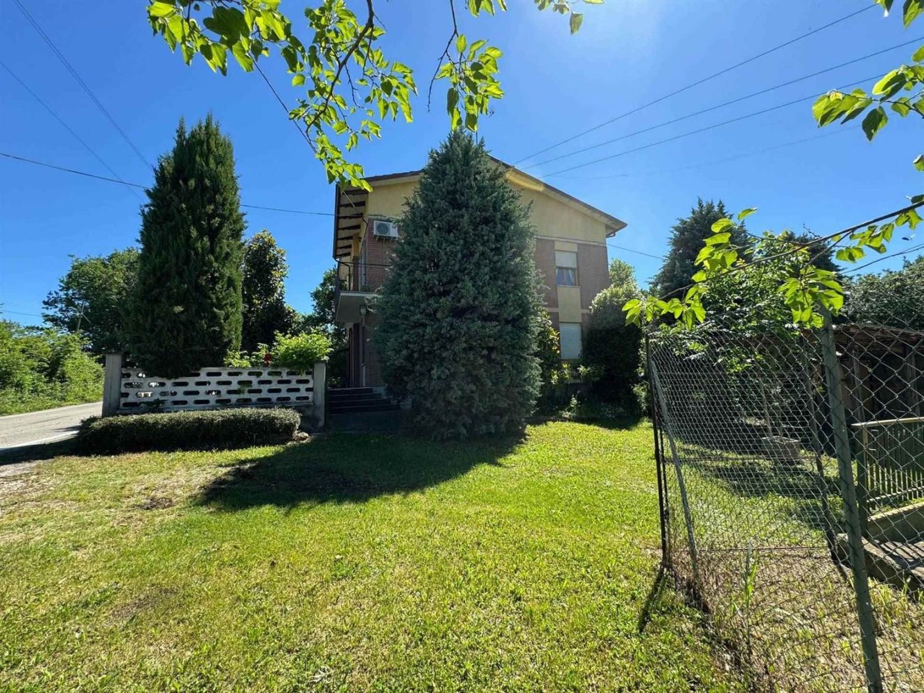 8 rooms Villa in Guiglia, Italy No. 221334