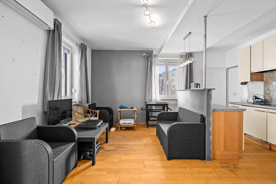 Apartamento de 1 dormitorio en Wiener Neudorf, Austria No. 10495