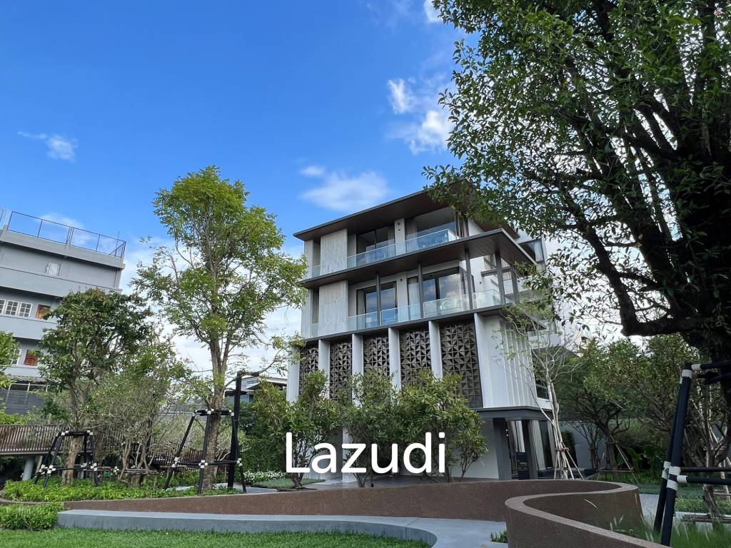 4 bedrooms Cafe / restaurant in Huai Khwang, Thailand No. 15260