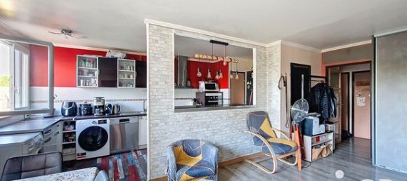 3 bedrooms Apartment in L'Ile-Saint-Denis, France No. 305952 3