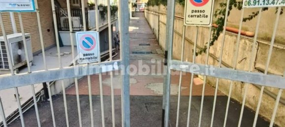50m² Garage in Rome, Italy No. 267480 4