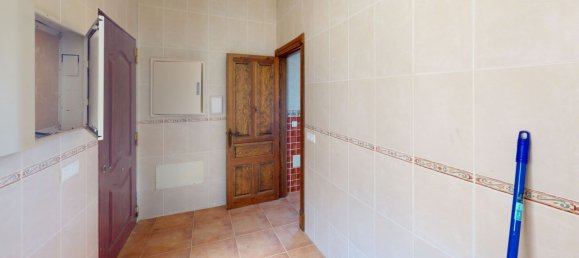 4 bedrooms House in Colmenar, Spain No. 58315 16