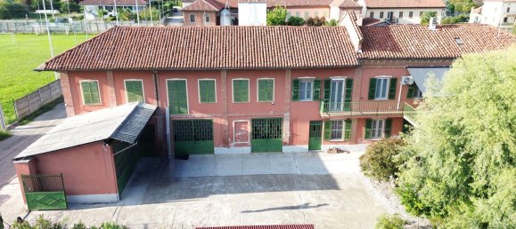 5 bedrooms House in Baldichieri d'Asti, Italy No. 348291 12