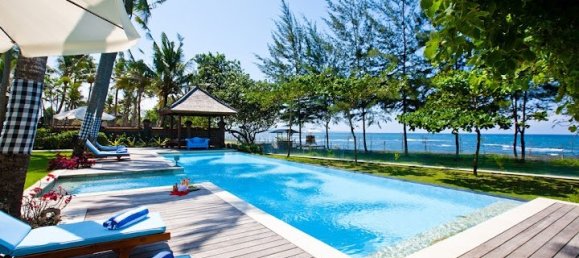 6 bedrooms Villa in Gianyar, Indonesia No. 2939 2