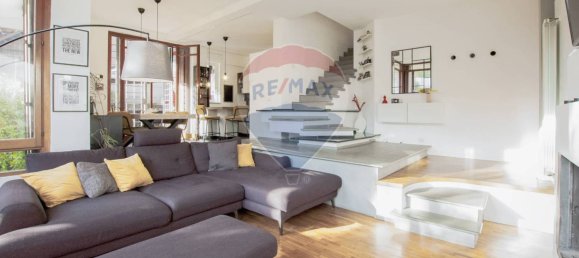 2 bedrooms Apartment in Rome, Italy No. 336983 3