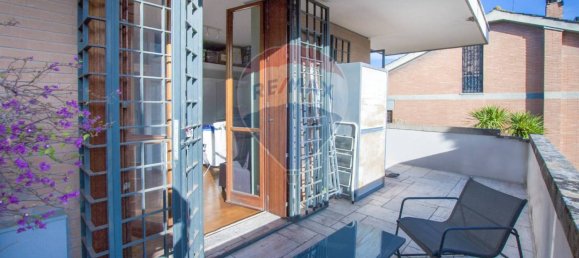 2 bedrooms Apartment in Rome, Italy No. 336983 10