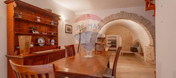 4 rooms House in Giovinazzo, Italy No. 120300 5
