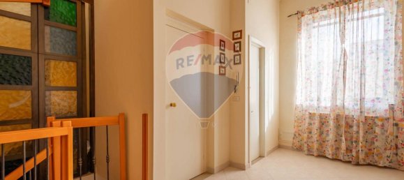 4 rooms House in Giovinazzo, Italy No. 120300 30