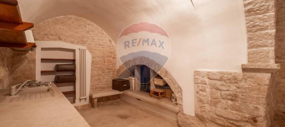 4 rooms House in Giovinazzo, Italy No. 120300 11