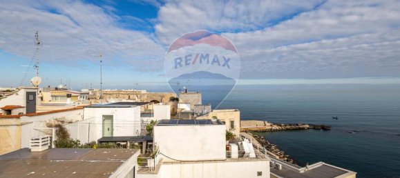 4 rooms House in Giovinazzo, Italy No. 120300 37