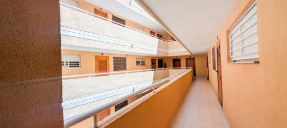 Apartamento de 2 dormitorios en Alicante, Spain No. 160392 40