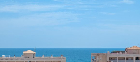 Apartamento de 2 dormitorios en Alicante, Spain No. 160392 2