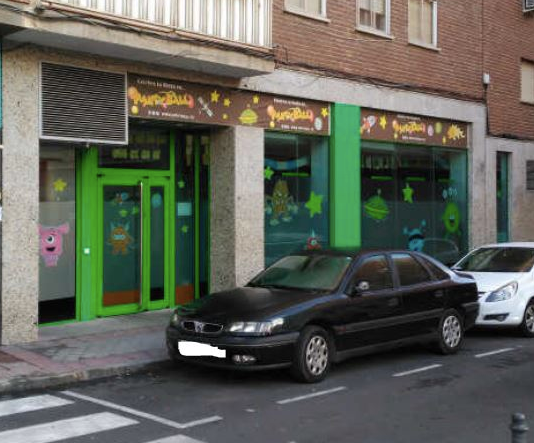 Gewerbliche Immobilie in Fuenlabrada, Spain 156m², Nr. 164097
