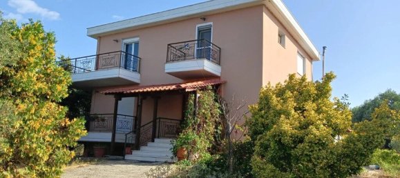5 Schlafzimmer Villa in Thermaic Gulf, Greece, Nr. 1993 2