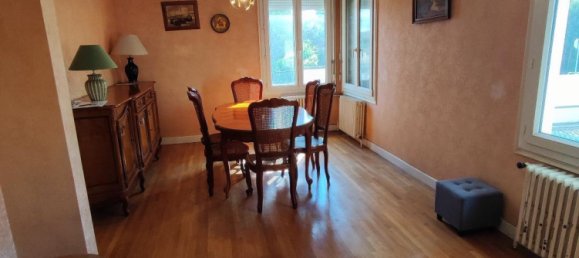 Casa de 4 dormitorios en La Riviere-de-Corps, France No. 238218 2