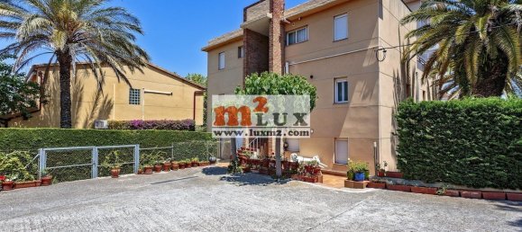 Apartamento de 3 dormitorios en Sant Feliu de Guíxols, Spain No. 13302 2