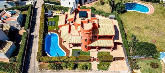 4 bedrooms House in Quarteira, Portugal No. 132624 4