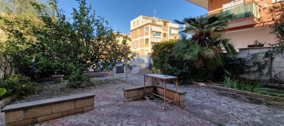 Квартира с 3 спальнями в Ладисполи, Италия № 341780 25