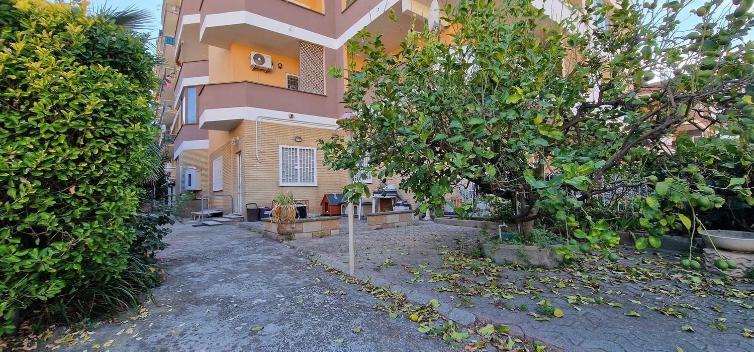 Квартира с 3 спальнями в Ладисполи, Италия № 341780