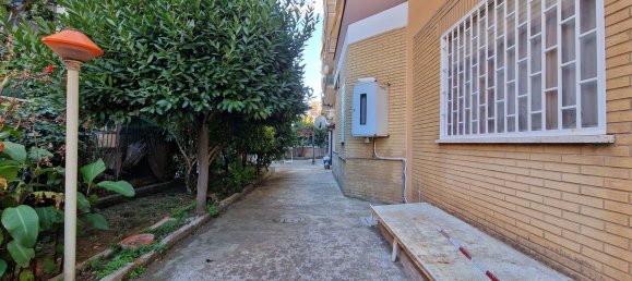 Квартира с 3 спальнями в Ладисполи, Италия № 341780 24