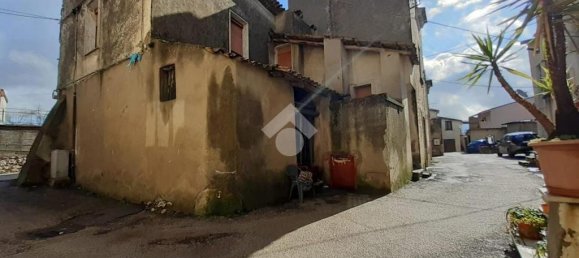 Casa de 3 dormitorios en Montesarchio, Italy No. 118221 21