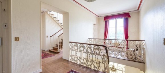  Castillos de 9 dormitorios en Coulommiers, France No. 346368 5