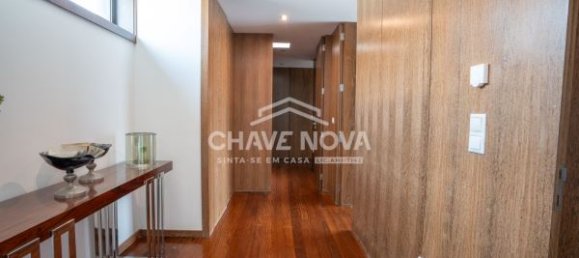 3 bedrooms House in Vila Nova de Gaia, Portugal No. 82751 10