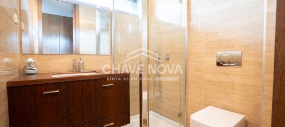 3 bedrooms House in Vila Nova de Gaia, Portugal No. 82751 8