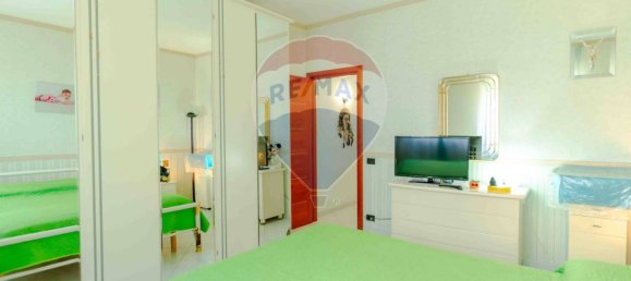 3 Schlafzimmer Wohnung in Bari, Italy, Nr. 221917 5