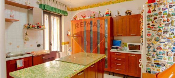 3 Schlafzimmer Wohnung in Bari, Italy, Nr. 221917 3