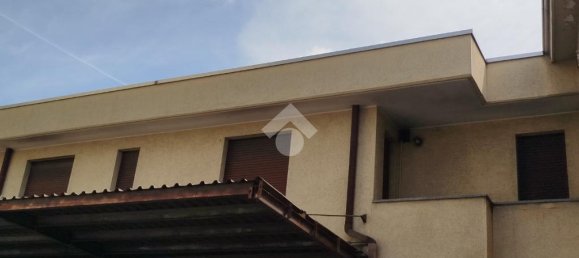 450m² Building in Caronno Pertusella, Italy No. 257662 3