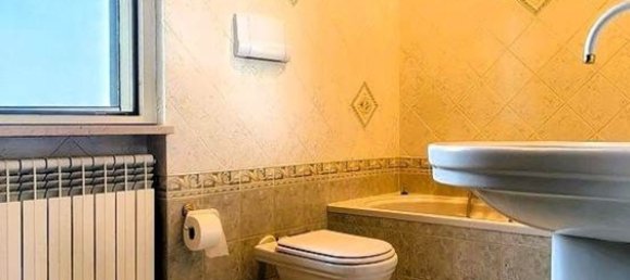 Квартира с 2 спальнями в Ортона, Италия № 365224 12