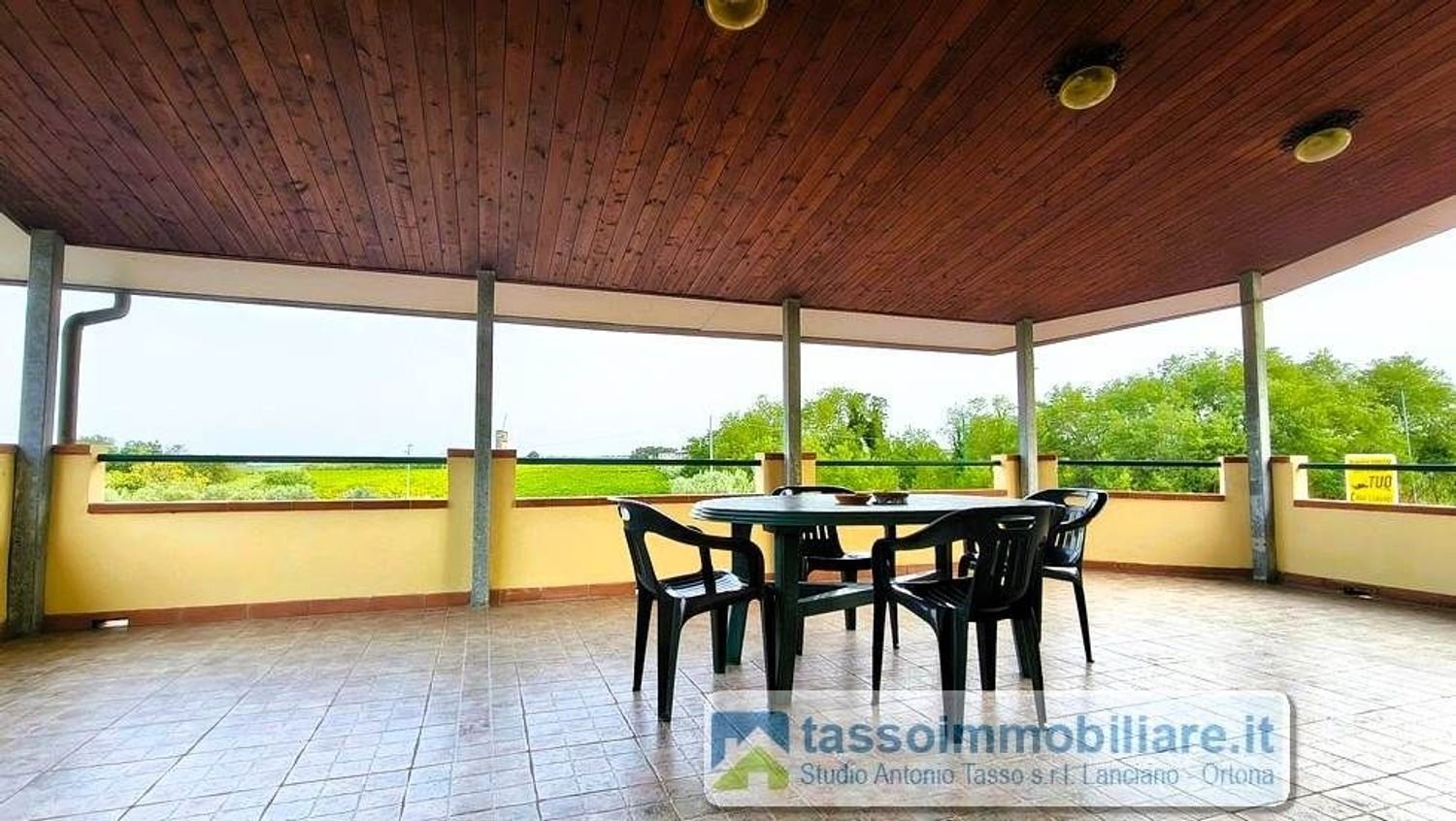 Квартира с 2 спальнями в Ортона, Италия № 365224