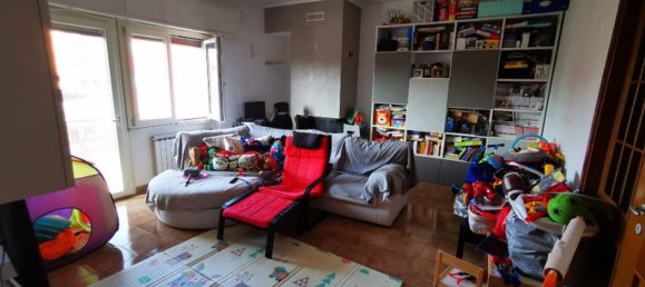 4 rooms Apartment in Rome, Italy No. 31250 6