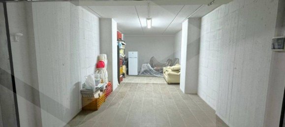 Гараж с 1 комнатой в Триджано, Италия № 27663 5