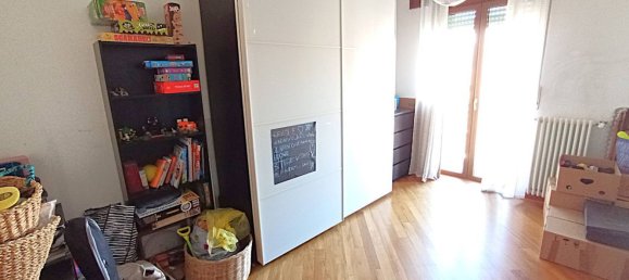 3 rooms Apartment in Cinisello Balsamo, Italy No. 287569 23