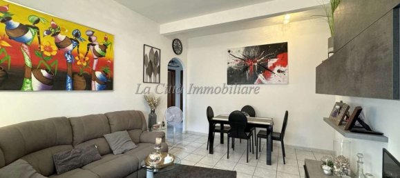 3 rooms Apartment in Novara, Italy No. 12381 4