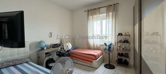 3 rooms Apartment in Novara, Italy No. 12381 13