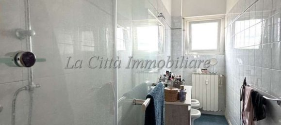 3 rooms Apartment in Novara, Italy No. 12381 12