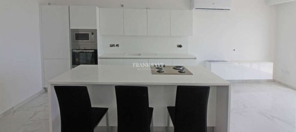 1 bedroom Penthouse in Mellieha, Malta No. 11244 3