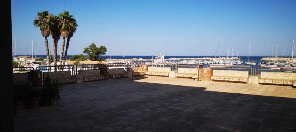 4 rooms Apartment in Pachino, Italy No. 256041 2